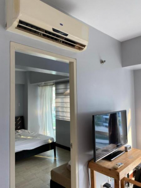 1Bed 2Bath Parkside Condo at Newport NAIA